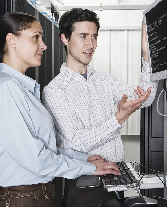It person setting up computer